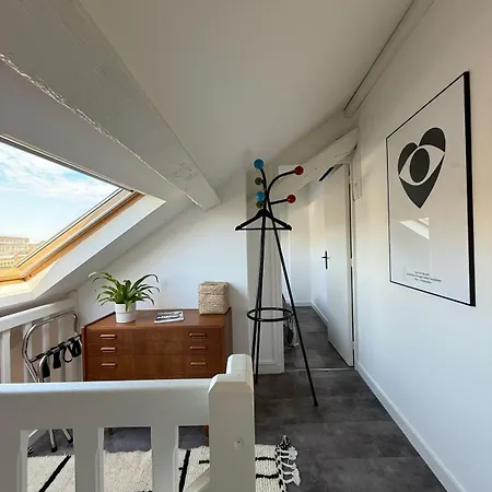 Refuge Contemporain Apartment